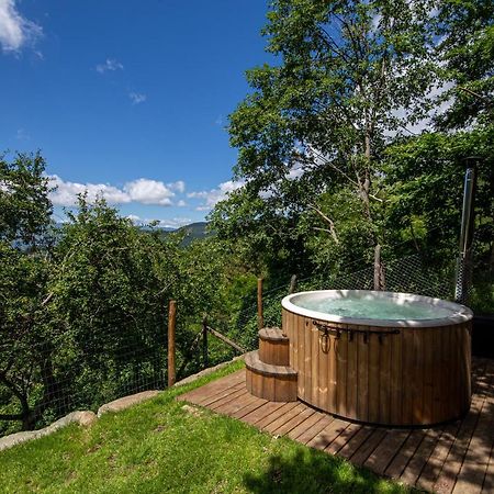 Апартаменти Antichi Sentieri Serravalle  Екстер'єр фото